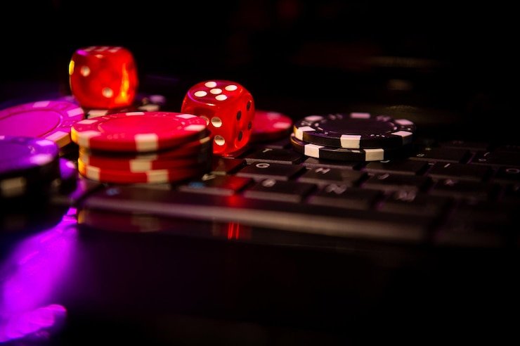 Perbandingan navigasi hiburan online